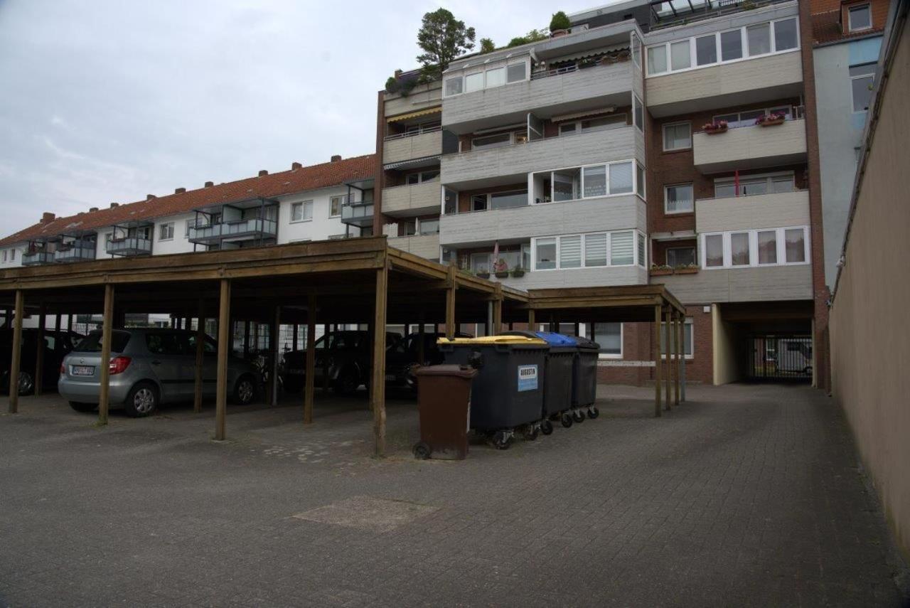 Apartment 200 Mit Carport, Aufzug Und Balkon Wilhelmshaven