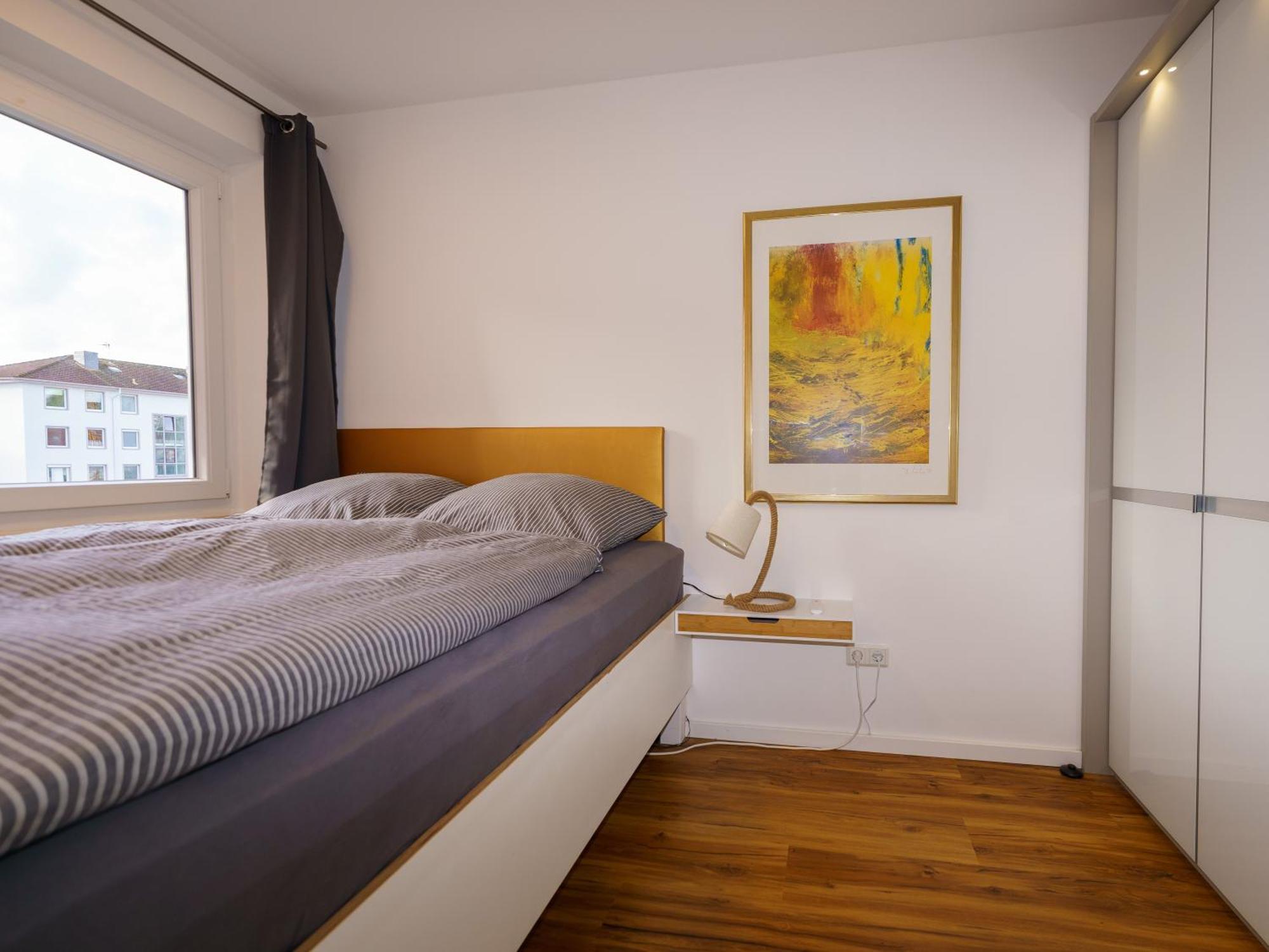 200 Mit Carport, Aufzug Und Balkon *