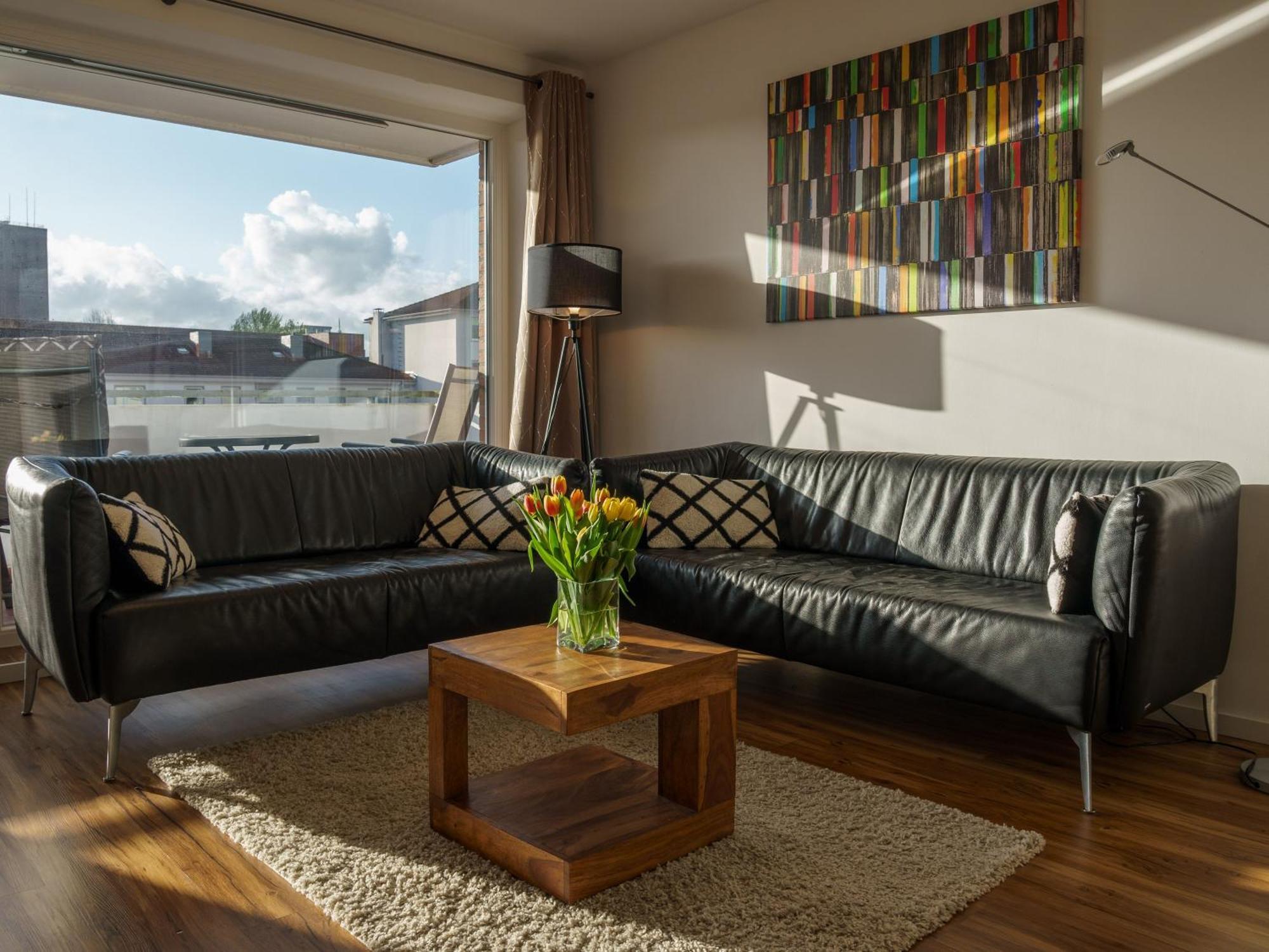 200 Mit Carport, Aufzug Und Balkon Apartment *
